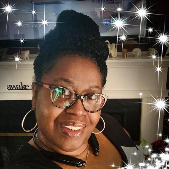 Meet your Posher, Robin - Picture 1 of 1